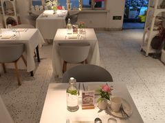 -春树下·树屋花房西餐厅(罍街AS1980店)