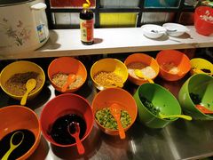 自助调料区-钢管厂五区小郡肝串串香(奥克斯广场锦城万达店)