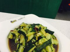 -张大师鸭爪爪特色干锅(南湖店)