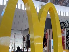 -麦当劳(鄂尔多斯机场店)