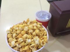 -和平影视娱乐城