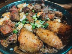 -老东镇啤酒屋海鲜加工·蒸汽海鲜·海鲜烧烤(台东店)