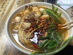 -小志炸鸡炸串麻辣烫(泉园店)