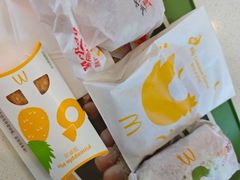-麦当劳(展览路店)
