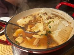 -爱碗亭·鲜炒湖南菜(壹城中心店)