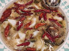 -姚姚酸菜鱼·金戈戈香港豉油鸡(喜荟城联名店)