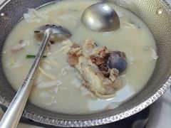 -陈生记黑鱼馆·20年活鱼现杀(宁波鼓楼店)