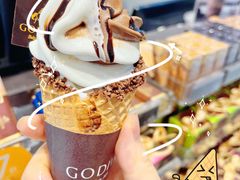 荔枝双重巧克力软冰淇淋-GODIVA(汉街店)