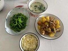 -鲸励母婴月嫂(望京店)