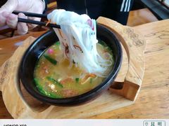 -桥香园过桥米线(国贸店)