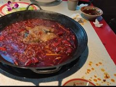 -热火朝天鲜切牛肉火锅(南强街巷店)