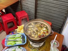 -威邵鸡煲(西华路总店)