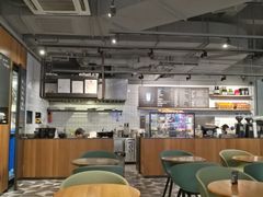-Wagas沃歌斯(百盛优客店)