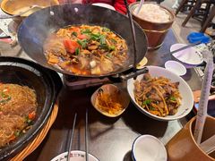 -富正毅三下锅·湘西韵味(天门山索道店)