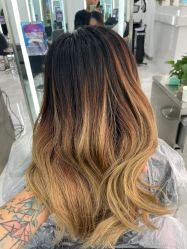 -Coo Hair salon