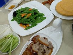 -大鸭梨烤鸭店(金顶街店)