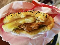 板烧凤梨堡拼盘餐-塔斯汀中国汉堡(东平店)