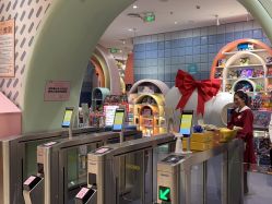 -奈尔宝·儿童乐园·亲子餐厅(华采天地店)