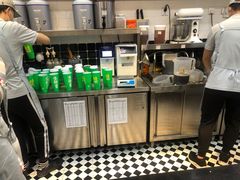 -桂桂茶(万嘉广场店)