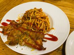 -汽车博物馆主题餐厅