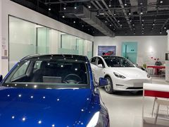 -TESLA 特斯拉(北京颐堤港体验店)