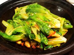 虾酱啫马兰生菜-十六台·经典广东菜(德外大街店)