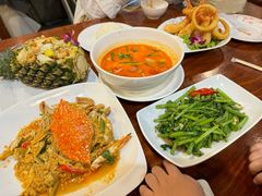 -Dang restaurant (patong phuket)