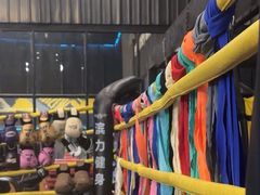 -滨力健身俱乐部