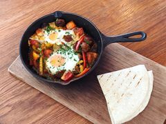 -ROAST coffee & eatery