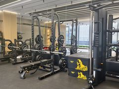 -Z&B Fitness Studio·Gym(前滩L+PLAZA店)