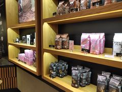 零售区-星巴克(来福士2F店)