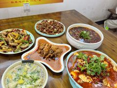 -天全县三土司椒麻鸡餐厅