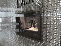 -冰纷万象滑冰场(沈阳万象城店)