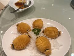 金枕头榴莲酥-利苑酒家(华熙国际店)