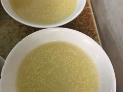 小米粥-宝瑞门钉肉饼店