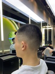 -不迫先生专业男士剪发