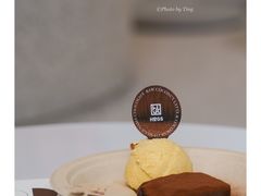 -HUGS coffee(东区店)