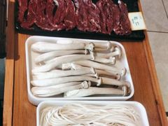 -山海龙·潮汕牛肉火锅(奥林春天店)