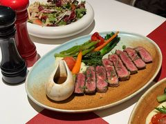 -普朗姆生蚝牛排馆 The Plump Oyster(成都摩方购物中心店)