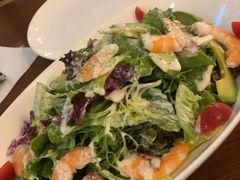 牛油果鲜虾沙拉-UPPER KITCHEN(延安路店)