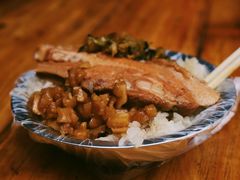 -梁阿婆廿年老牌扣肉糯米饭
