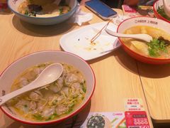 -小杨生煎(浦江欢乐颂店)