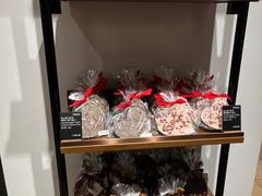 -Laderach 莱德拉(上海环贸iapm店)