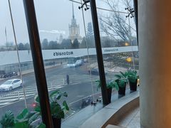 -麦当劳(展览路店)