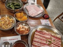 -姜虎东白丁韩国烤肉(吉利大厦店)