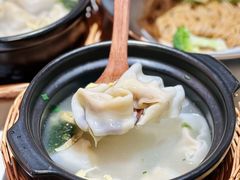 -馋三尺蟹粉小笼(人民广场店)