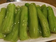 -渝信川菜 · 川味家常菜(长安店)