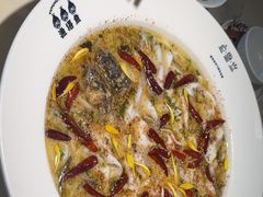 -渔语鱼酸菜鱼新川菜(来福士店)