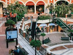 -佛罗伦萨小镇广佛名品奥特莱斯(疏港路店)