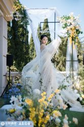 -花轿喜屋婚礼策划